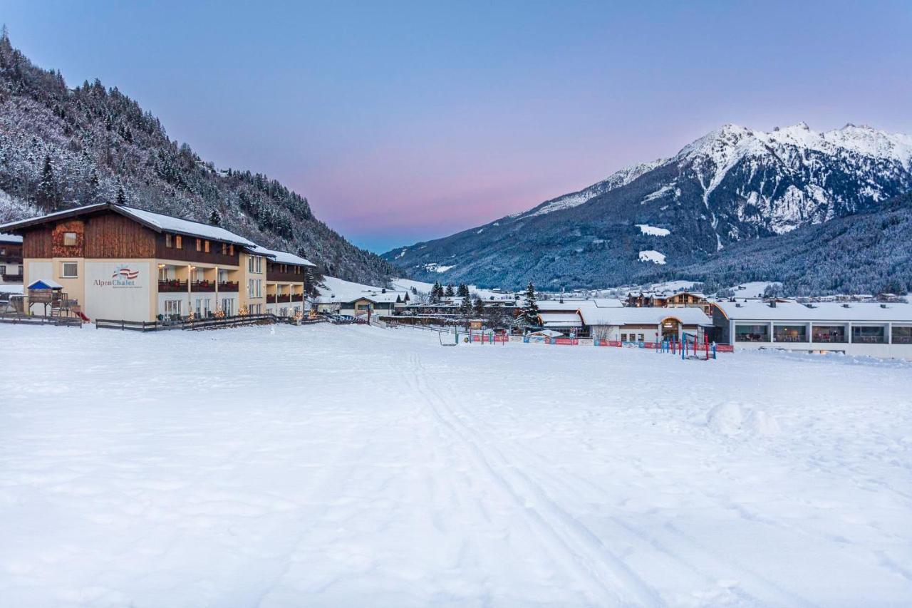 Apparthotel Alpenchalet Neukirchen am Großvenediger Εξωτερικό φωτογραφία