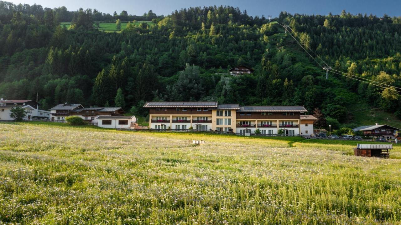 Apparthotel Alpenchalet Neukirchen am Großvenediger Εξωτερικό φωτογραφία