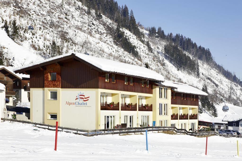 Apparthotel Alpenchalet Neukirchen am Großvenediger Εξωτερικό φωτογραφία